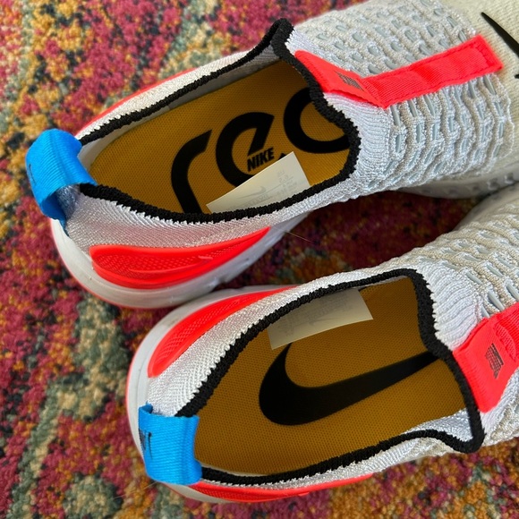 Nike | Women’s White React Phantom Run Flyknit 2 Sneakers, neon red accents, 6.5 - Picture 5 of 16